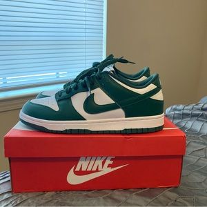 Nike Dunk Low Michigan